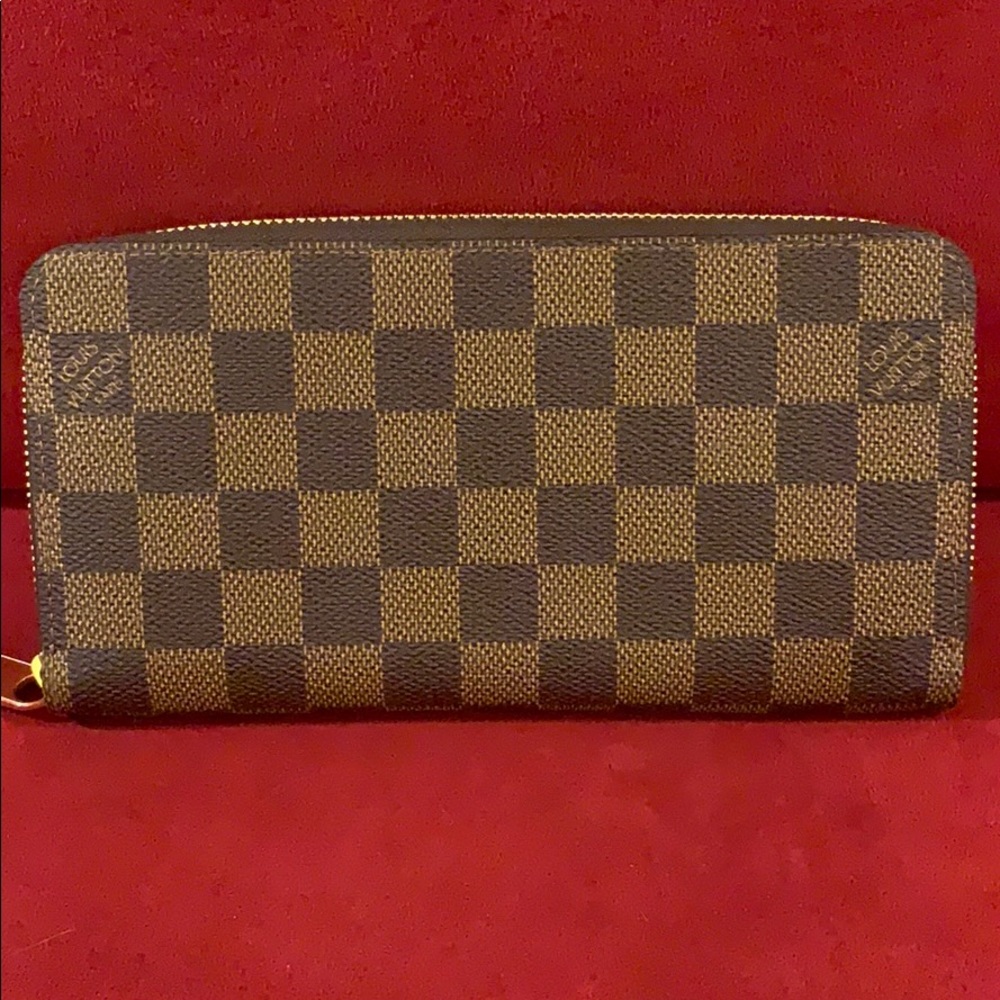 LV brown Damier Wallet w/ pink